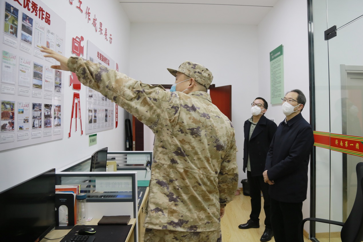 D:\桌面临时文件\新建文件夹\发技师学院\发技师学院\2.jpg
