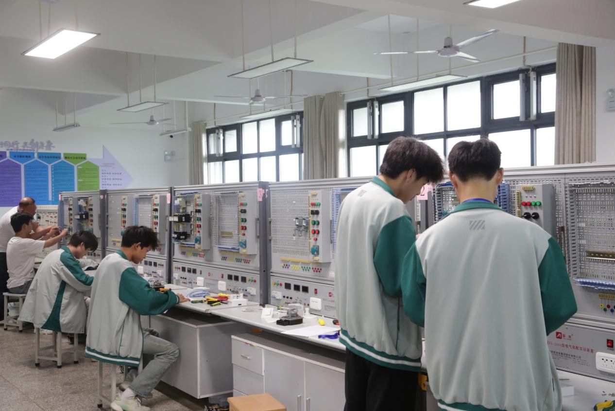 2025.6.11学院第七届学生职业技能大赛 047