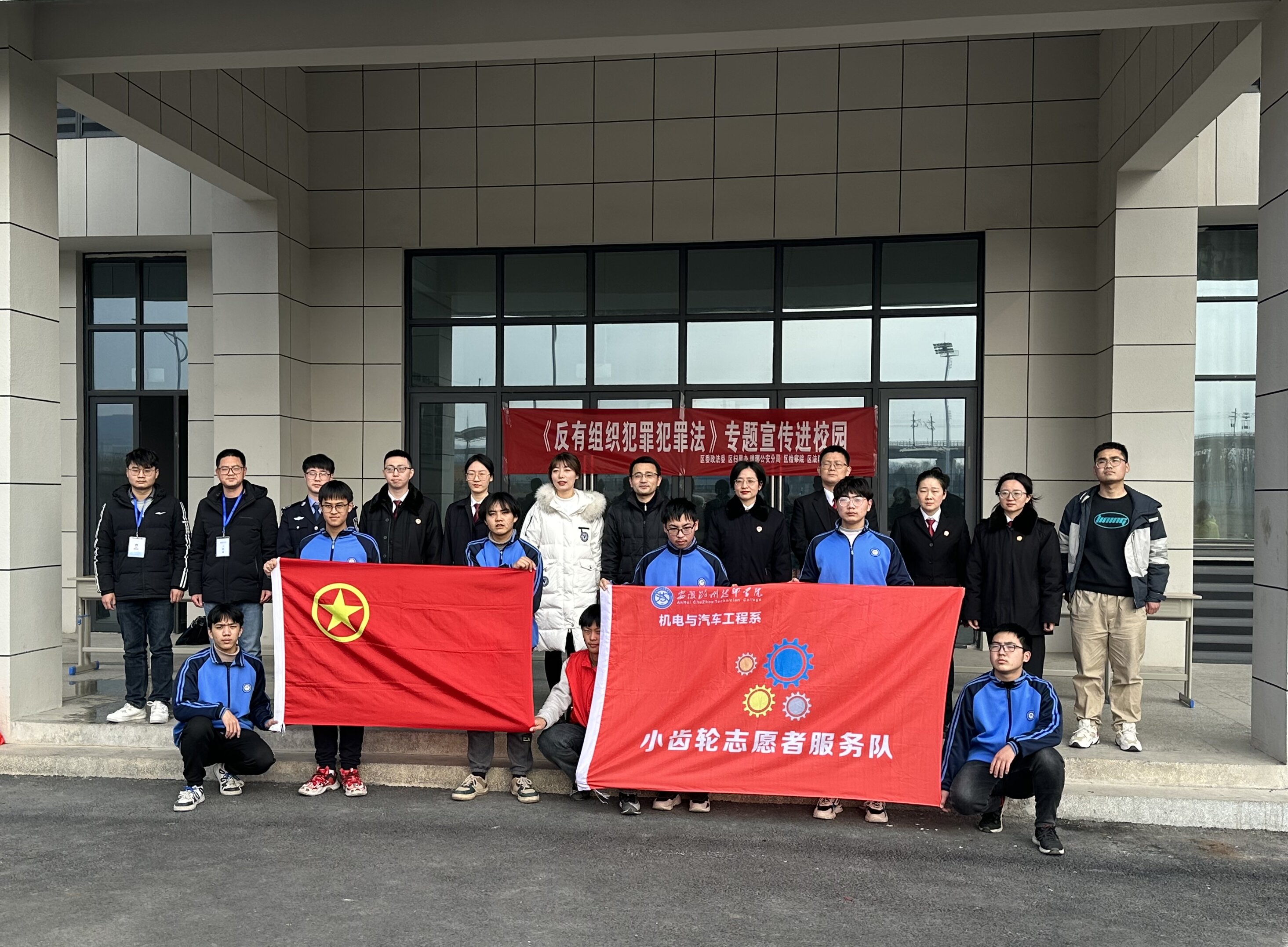 微信图片_201110061103216_proc.jpg 微信图片_201110061103216_proc.jpg
