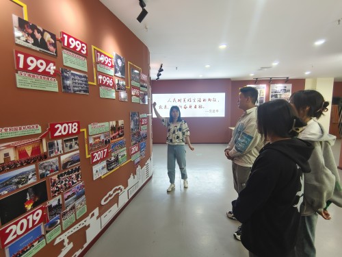 ce7ca54529b552255f83b4c0bcb30c3_副本.jpg ce7ca54529b552255f83b4c0bcb30c3_副本.jpg