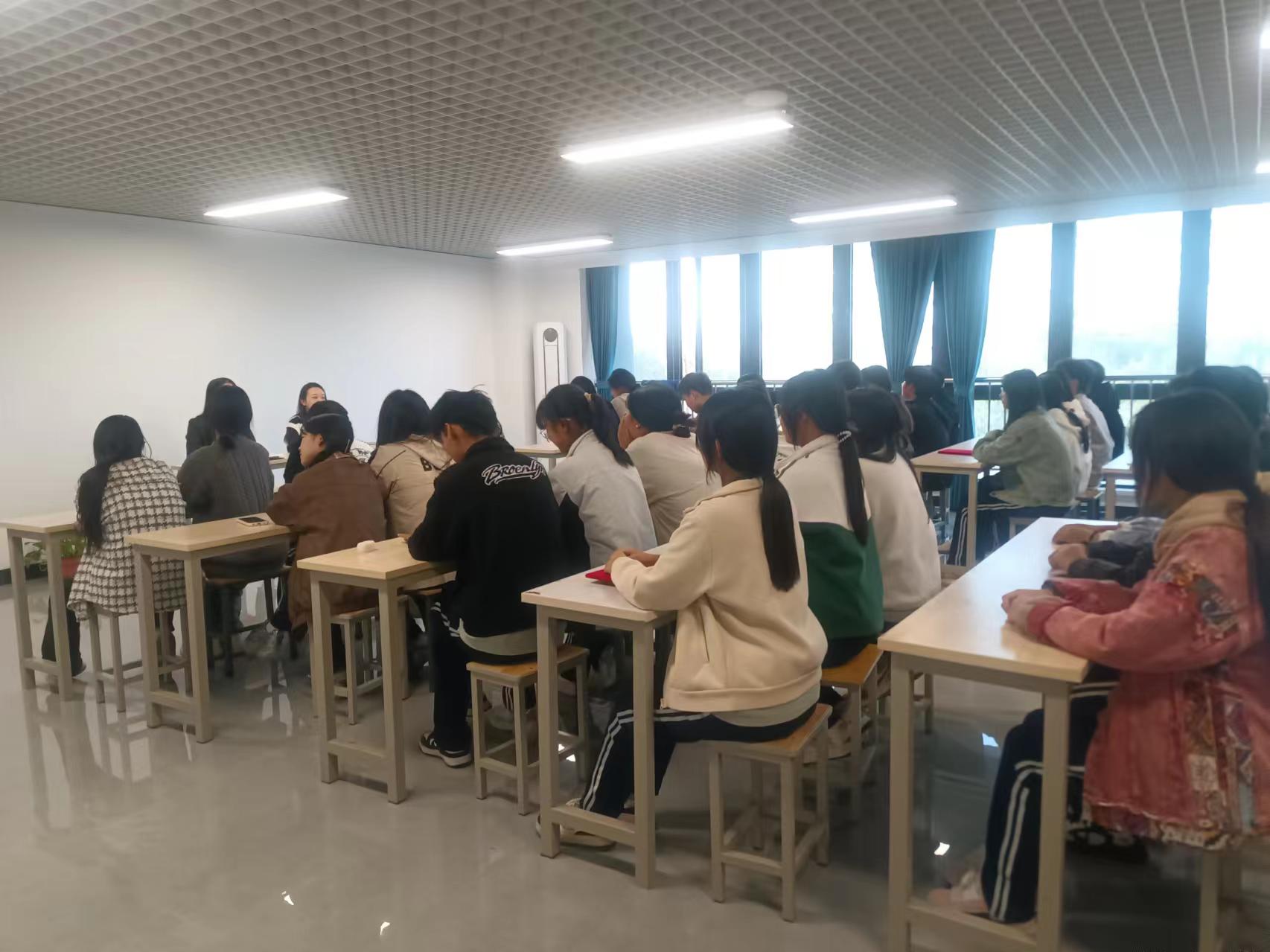 图示, 示意图 中度可信度描述已自动生成:ver1