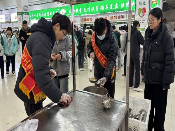 f3c77de87737418c7d77cc67abd4ecc_副本.jpg f3c77de87737418c7d77cc67abd4ecc_副本.jpg